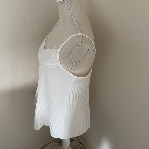 Shein Woman’s Camisole Size Large - Picture 2 of 7